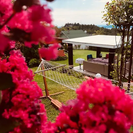 Infinity Sky Gasthof Warna